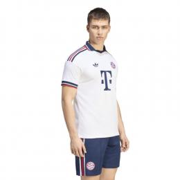    adidas FC Bayern Ausw�rts Trikot 26/27
  