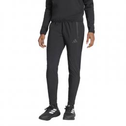     adidas Tiro 26 Travel Woven Trainingshose Damen
  