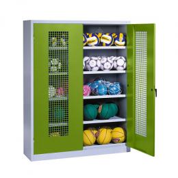 C+P Ballschrank mit Lochblech-Flügeltüren (Typ 3), HxBxT 195x150x50 cm, Ergo-Lock Muldengriff, Clowngrün (RAL 110 80 60), Lichtgrau (RAL 7035), Gleichschließung