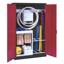 C+P Sportgeräteschrank mit Vollblech-Flügeltüren (Typ 1), HxBxT 195x120x50 cm, Ergo-Lock Muldengriff, Rubinrot (RAL 3003), Anthrazit (RAL 7021), Einzelschließung
