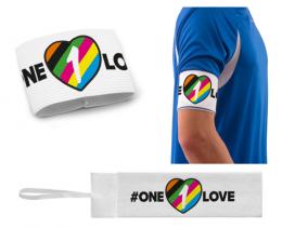 Aktuelles Angebot für Kapitänsbinde mit Klett (Junior/Senior) weiß - Aufdruck: ONE LOVE aus dem Bereich Sportartikel > Athletik > Fußball, Fussball - jetzt kaufen.
