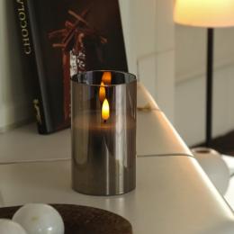 LED Kerze im Glas - Windlicht - Echtwachs - 3D Flamme - Timer - H: ...