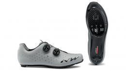 Northwave Revolution 2 SILVER REFLECTIVE 47 Angebot kostenlos vergleichen bei topsport24.com.